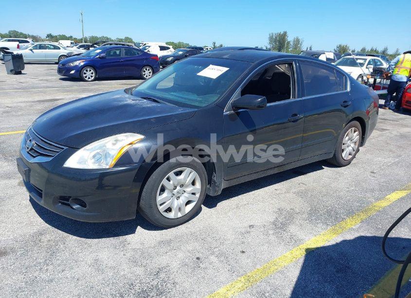 Photo 2 of 2012 Nissan Altima 2.5 S (VIN 1N4AL2AP9CC168005)