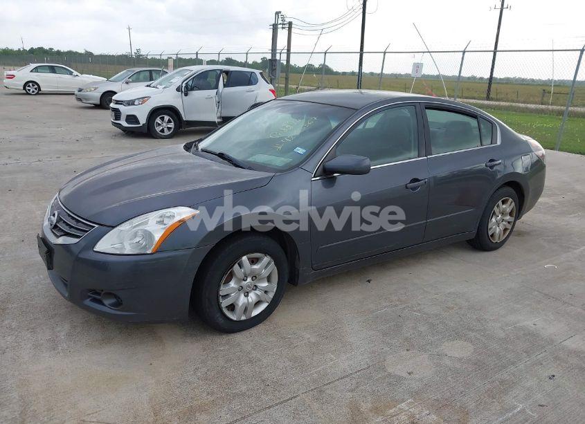 Photo 2 of 2012 Nissan Altima 2.5 S (VIN 1N4AL2AP9CC226873)
