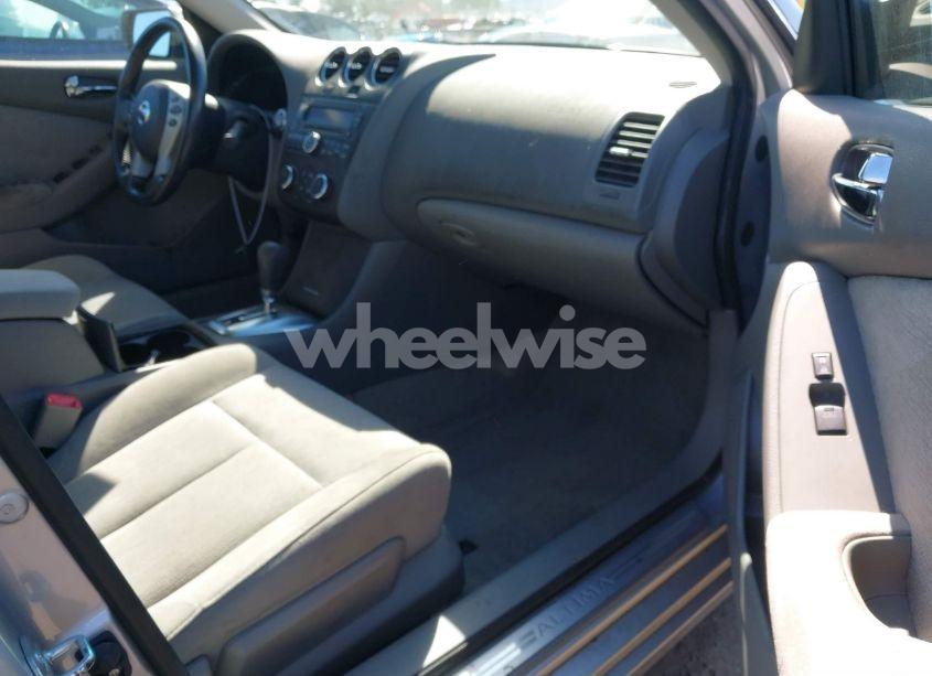 Photo 5 of 2012 Nissan Altima 2.5 S (VIN 1N4AL2AP9CN505731)