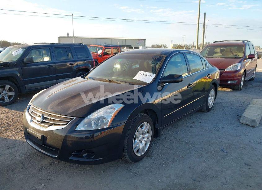 Photo 2 of 2012 Nissan Altima 2.5 S (VIN 1N4AL2AP9CN579442)