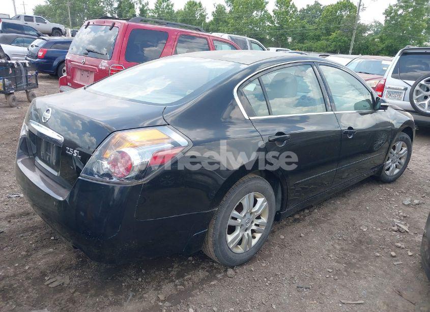 Photo 4 of 2010 Nissan Altima 2.5 S (VIN 1N4AL2APXAC137102)