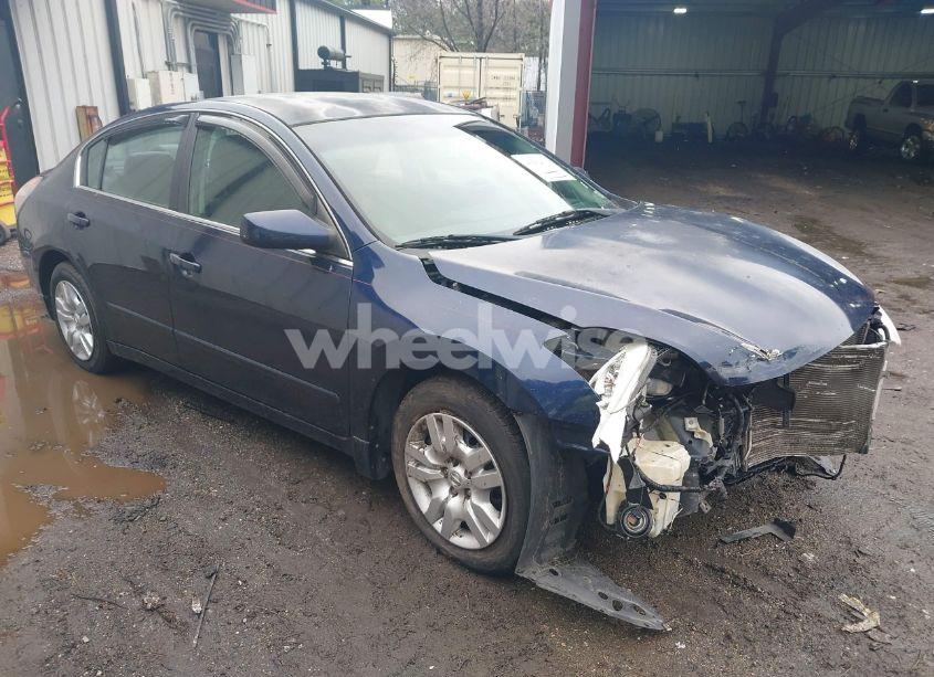 2010 Nissan Altima 2.5 S (VIN 1N4AL2APXAN400449) main photo