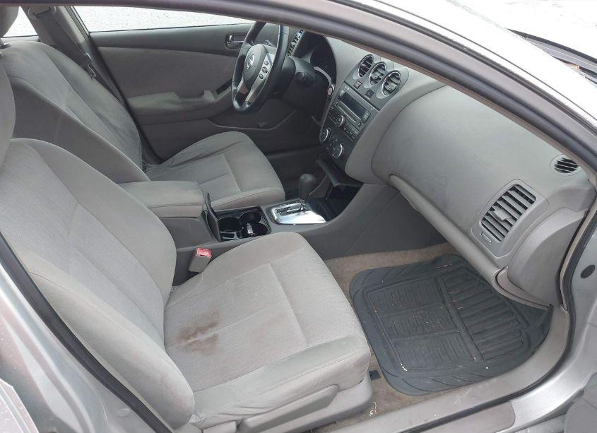 Photo 5 of 2010 Nissan Altima 2.5 (VIN 1N4AL2APXAN449165)