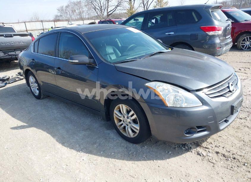 2010 Nissan Altima 2.5 S (VIN 1N4AL2APXAN449425) main photo