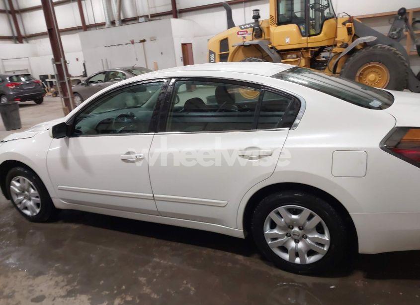 Photo 15 of 2010 Nissan Altima 2.5 S (VIN 1N4AL2APXAN450820)