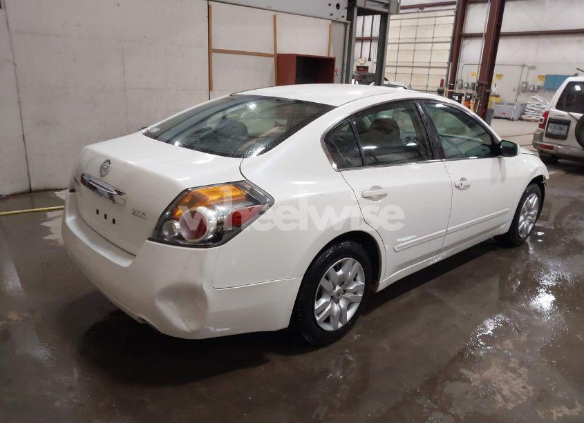 Photo 4 of 2010 Nissan Altima 2.5 S (VIN 1N4AL2APXAN450820)