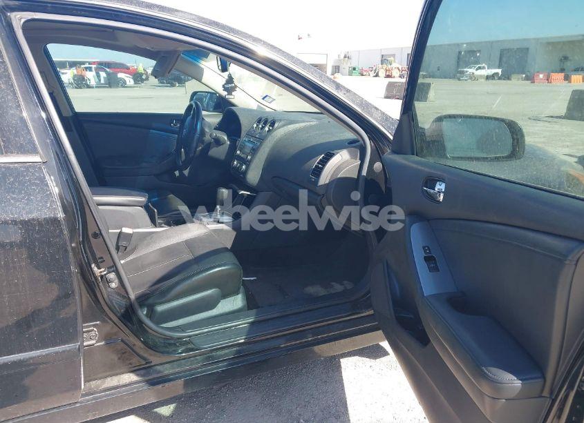 Photo 5 of 2010 Nissan Altima 2.5 S (VIN 1N4AL2APXAN480013)