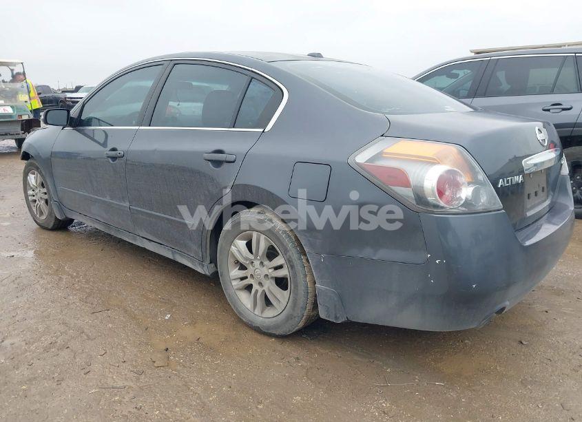 Photo 3 of 2010 Nissan Altima 2.5 S (VIN 1N4AL2APXAN481517)