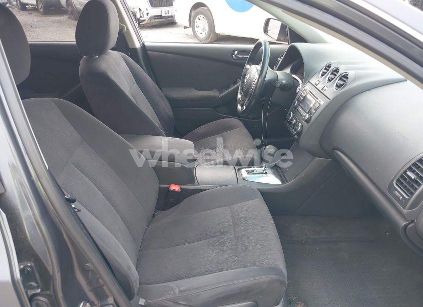 Photo 5 of 2010 Nissan Altima 2.5 S (VIN 1N4AL2APXAN482909)