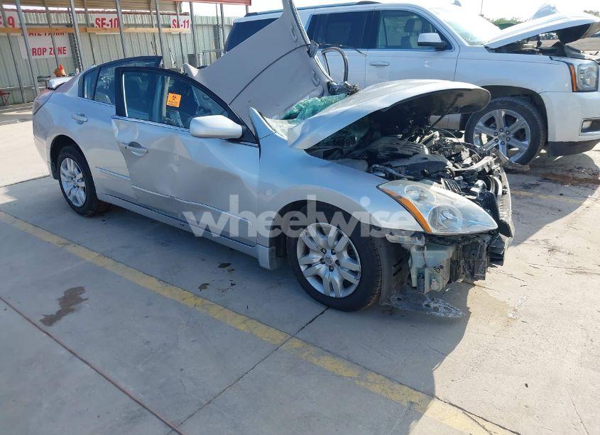 2010 Nissan Altima 2.5 S (VIN 1N4AL2APXAN544552) main photo