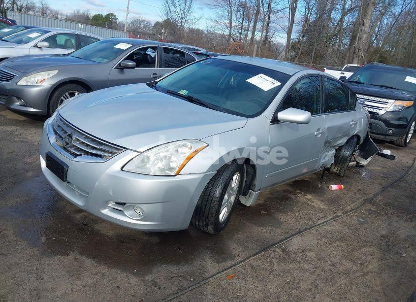 Photo 2 of 2010 Nissan Altima 2.5 S (VIN 1N4AL2APXAN562937)
