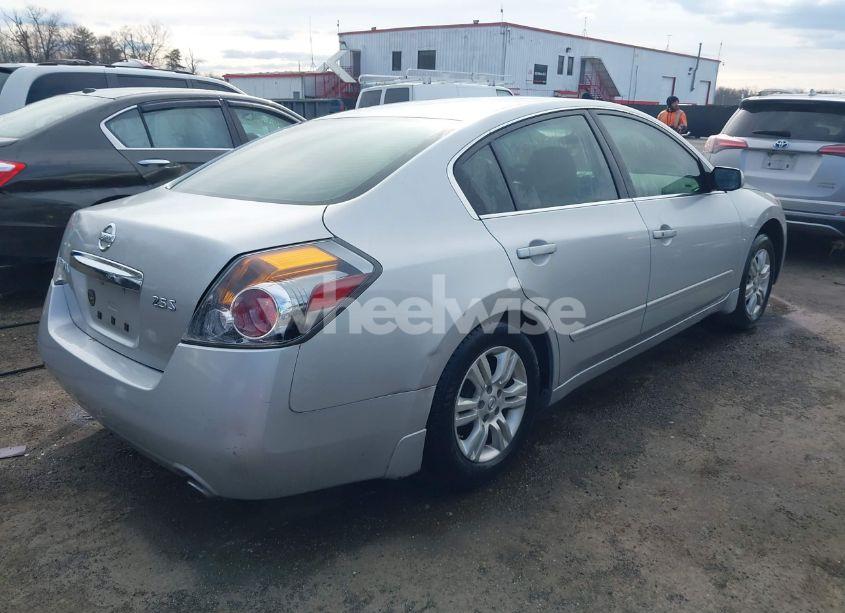 Photo 4 of 2010 Nissan Altima 2.5 S (VIN 1N4AL2APXAN562937)