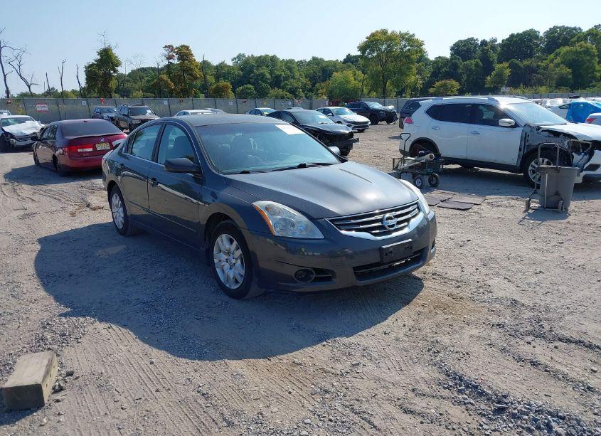 2011 Nissan Altima 2.5 S (VIN 1N4AL2APXBC142592) main photo
