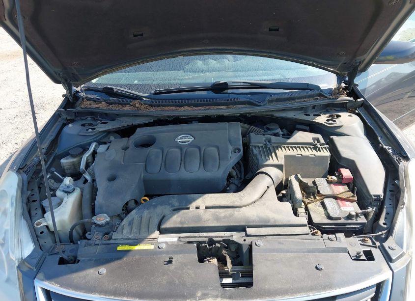 Photo 10 of 2011 Nissan Altima 2.5 S (VIN 1N4AL2APXBC142592)