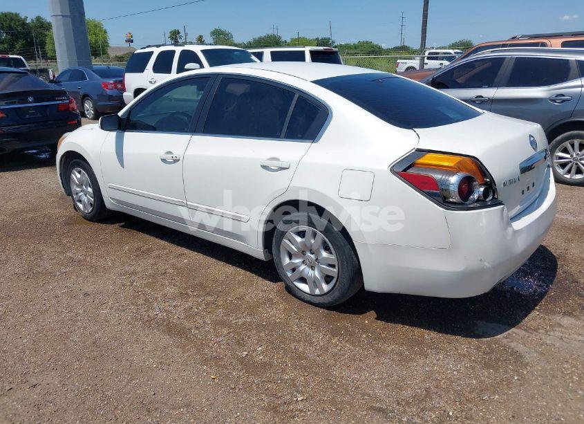 Photo 3 of 2011 Nissan Altima 2.5 S (VIN 1N4AL2APXBC181411)