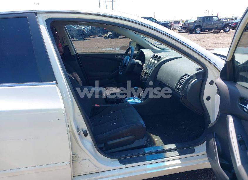 Photo 5 of 2011 Nissan Altima 2.5 S (VIN 1N4AL2APXBC181411)