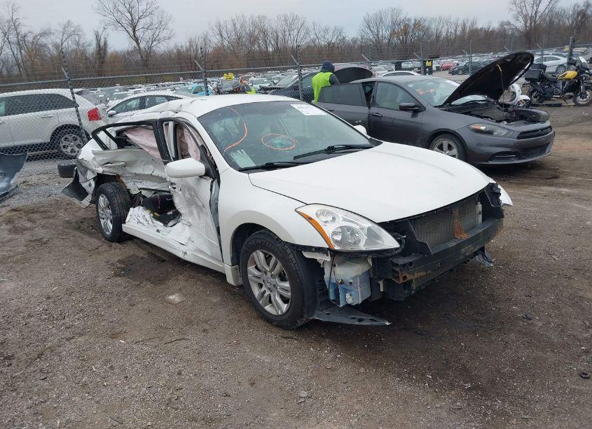 2011 Nissan Altima 2.5 S (VIN 1N4AL2APXBN416233) main photo