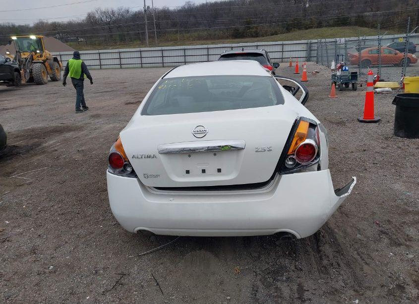 Photo 15 of 2011 Nissan Altima 2.5 S (VIN 1N4AL2APXBN416233)
