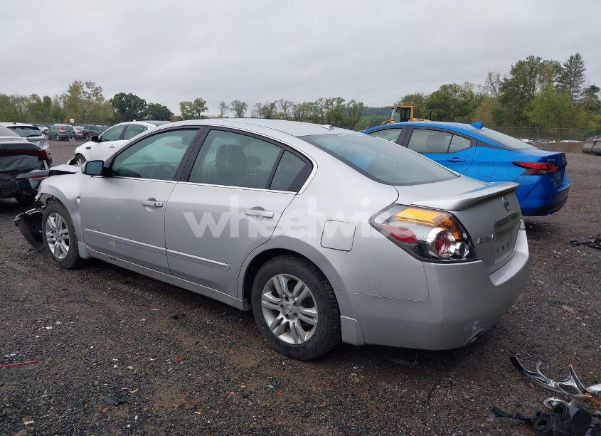 Photo 3 of 2011 Nissan Altima 2.5 S (VIN 1N4AL2APXBN427068)