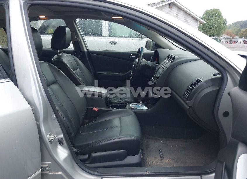 Photo 5 of 2011 Nissan Altima 2.5 S (VIN 1N4AL2APXBN427068)