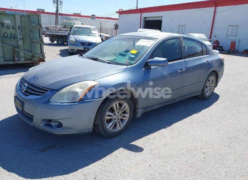 Photo 2 of 2011 Nissan Altima 2.5 S (VIN 1N4AL2APXBN442816)