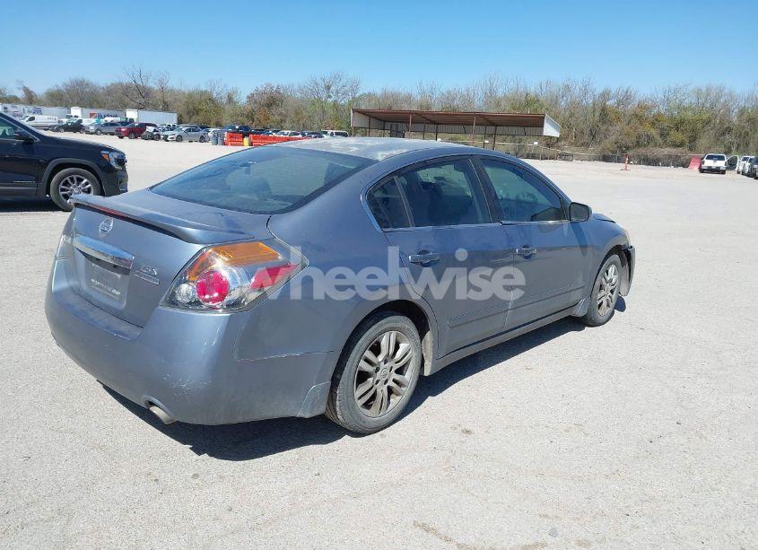 Photo 4 of 2011 Nissan Altima 2.5 S (VIN 1N4AL2APXBN442816)