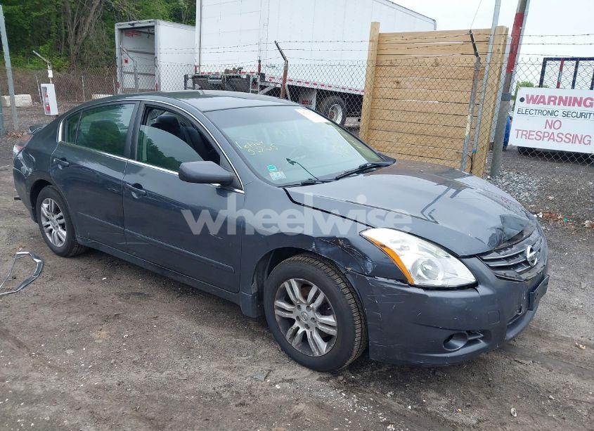 2011 Nissan Altima 2.5 S (VIN 1N4AL2APXBN467232) main photo