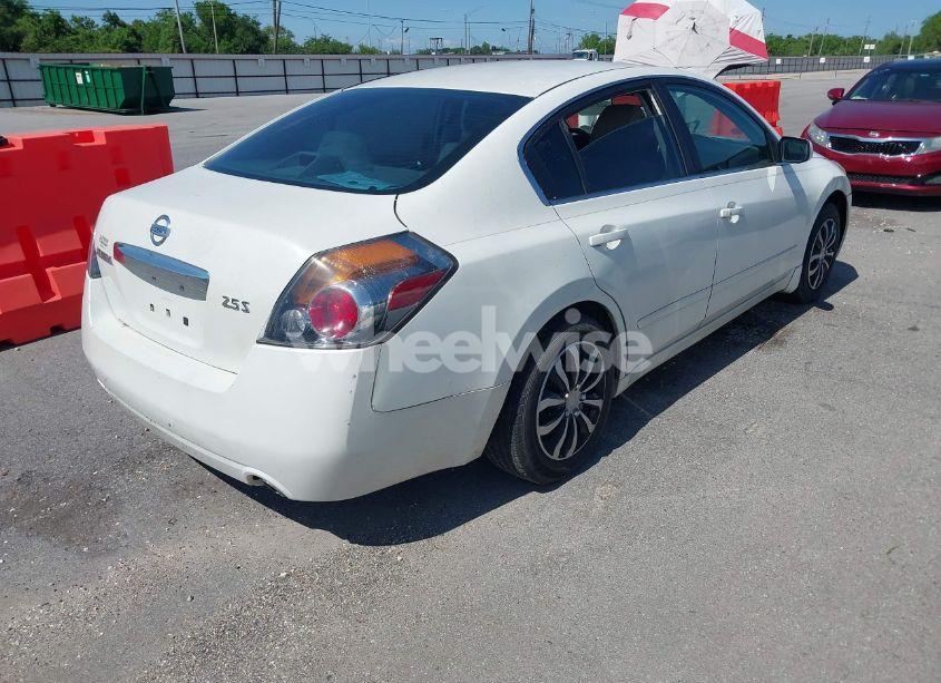 Photo 4 of 2011 Nissan Altima 2.5 S (VIN 1N4AL2APXBN469496)