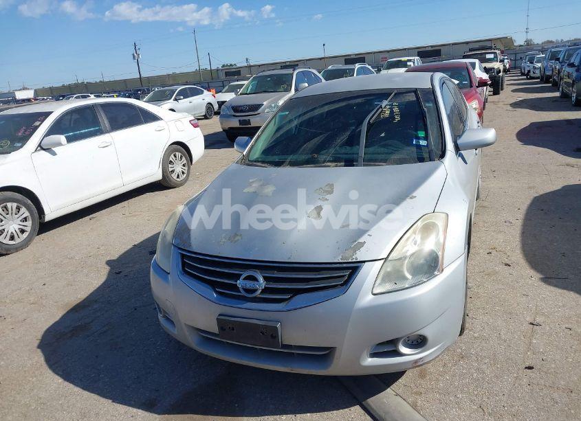 Photo 6 of 2011 Nissan Altima 2.5 S (VIN 1N4AL2APXBN475198)
