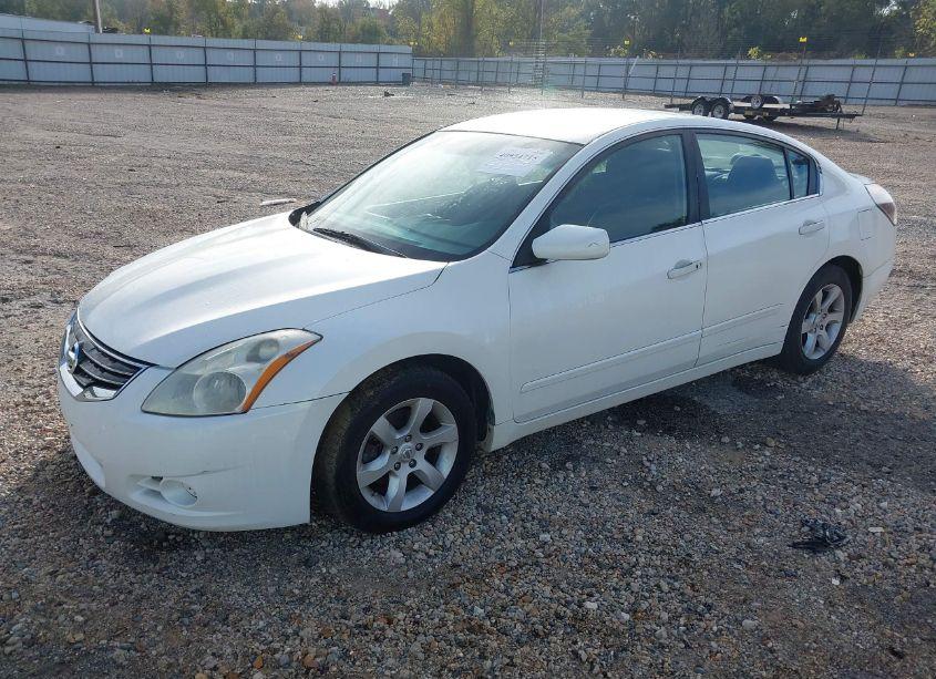 Photo 2 of 2012 Nissan Altima 2.5 S (VIN 1N4AL2APXCC203702)