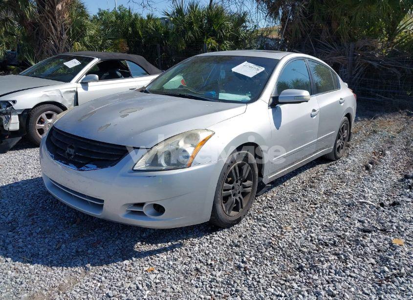 Photo 2 of 2012 Nissan Altima 2.5 S (VIN 1N4AL2APXCN404827)