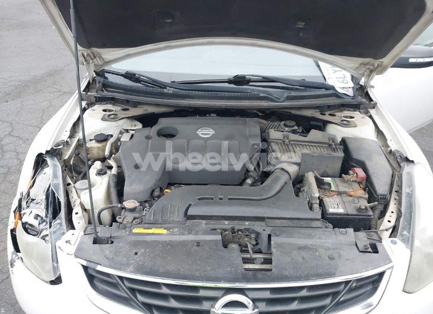 Photo 10 of 2010 Nissan Altima 2.5 S (VIN 1N4AL2EP0AC152346)