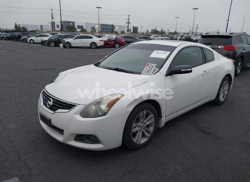 Photo 2 of 2010 Nissan Altima 2.5 S (VIN 1N4AL2EP0AC152346)