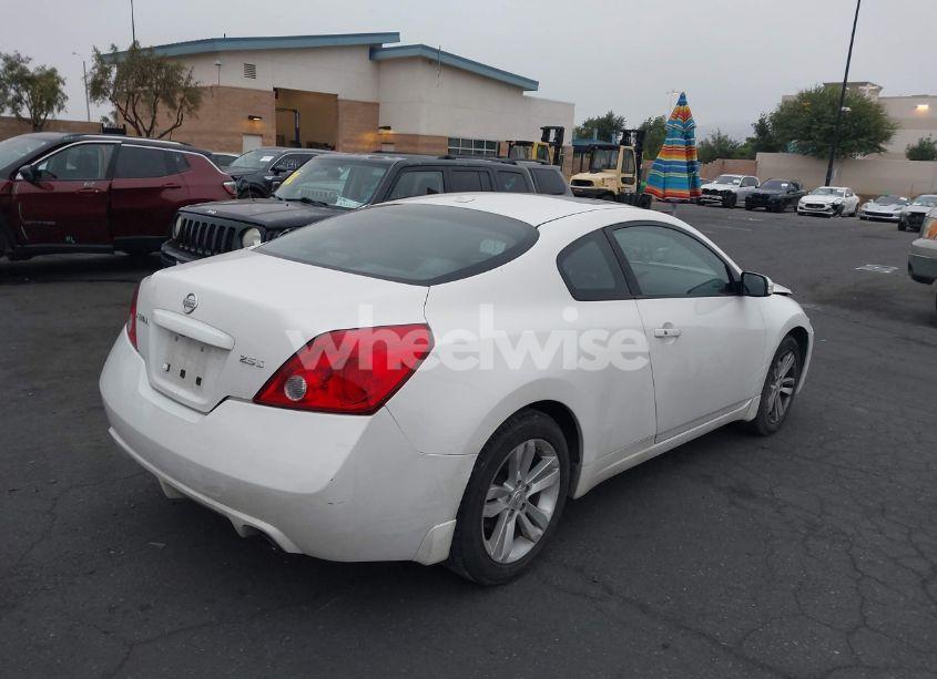 Photo 4 of 2010 Nissan Altima 2.5 S (VIN 1N4AL2EP0AC152346)
