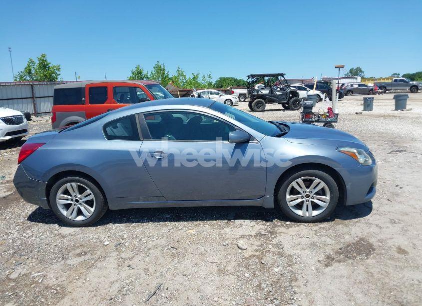 Photo 13 of 2010 Nissan Altima 2.5 S (VIN 1N4AL2EP0AC180051)