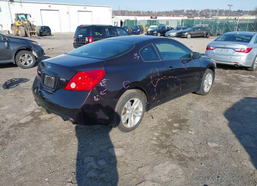 Photo 4 of 2013 Nissan Altima 2.5 S (VIN 1N4AL2EP1DC131042)