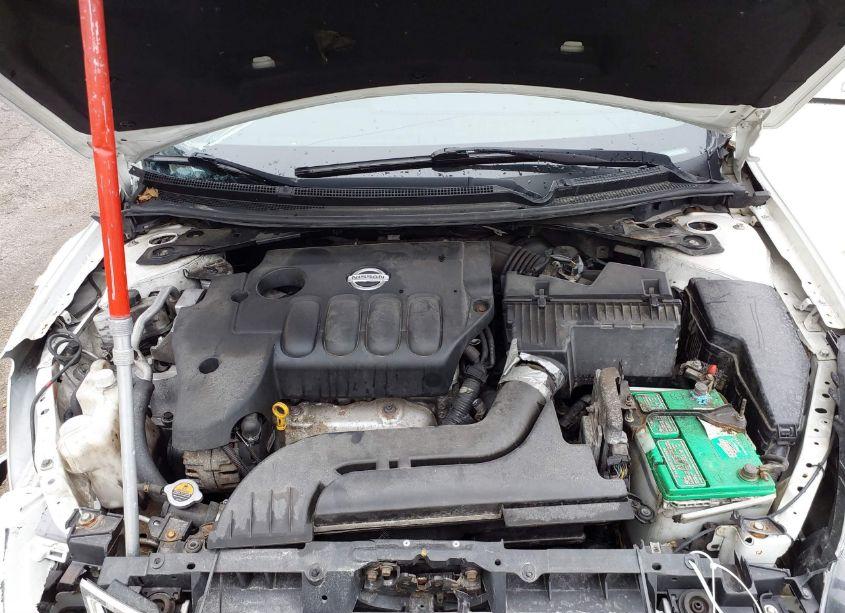 Photo 10 of 2013 Nissan Altima 2.5 S (VIN 1N4AL2EP1DC138704)