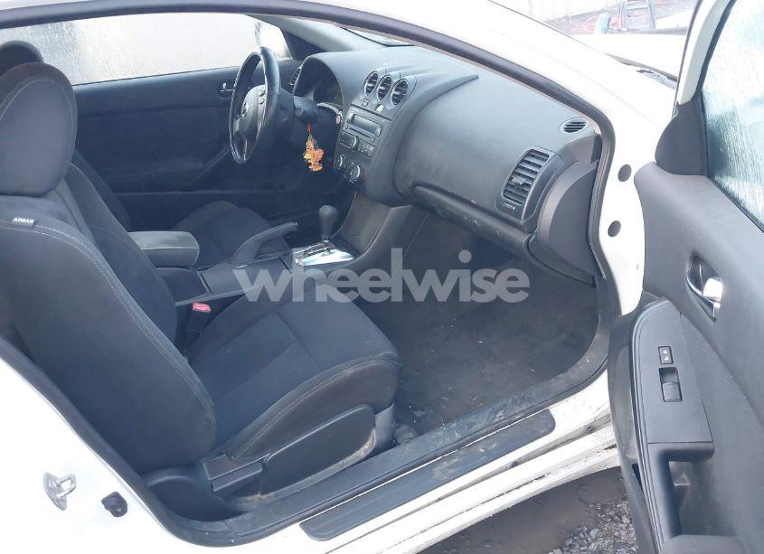 Photo 5 of 2013 Nissan Altima 2.5 S (VIN 1N4AL2EP1DC232792)