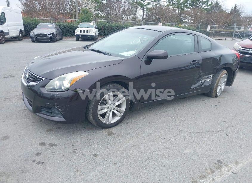 Photo 2 of 2013 Nissan Altima 2.5 S (VIN 1N4AL2EP2DC202751)