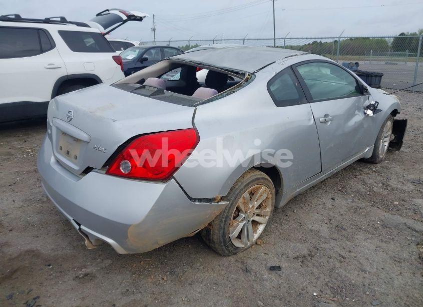 Photo 4 of 2010 Nissan Altima 2.5 S (VIN 1N4AL2EP3AC121995)