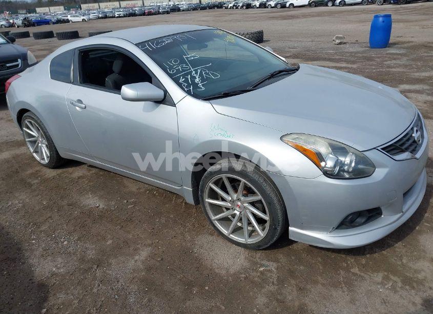 2010 Nissan Altima 2.5 S (VIN 1N4AL2EP3AC126467) main photo