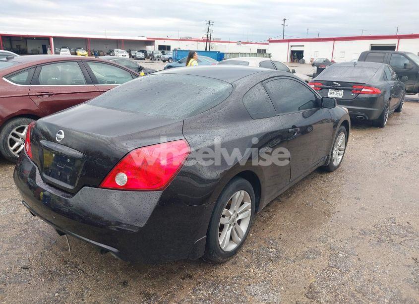 Photo 4 of 2013 Nissan Altima 2.5 S (VIN 1N4AL2EP5DC277928)