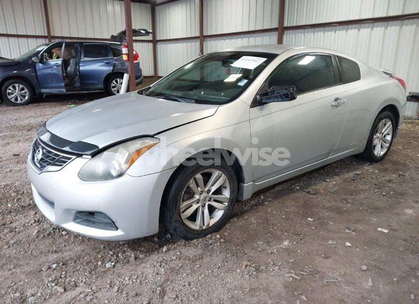 Photo 2 of 2010 Nissan Altima 2.5 S (VIN 1N4AL2EP7AC105377)