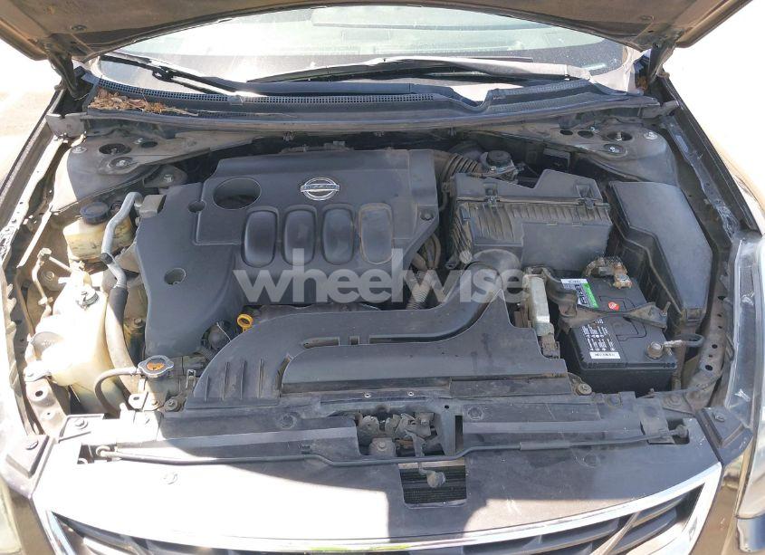 Photo 10 of 2010 Nissan Altima 2.5 S (VIN 1N4AL2EP7AC113477)
