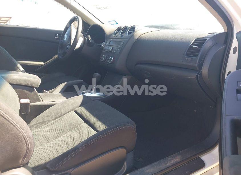 Photo 5 of 2013 Nissan Altima 2.5 S (VIN 1N4AL2EP7DC197806)