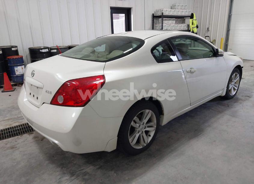 Photo 4 of 2013 Nissan Altima 2.5 S (VIN 1N4AL2EP7DC275744)