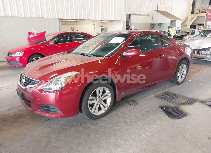 Photo 2 of 2013 Nissan Altima 2.5 S (VIN 1N4AL2EP8DC251985)