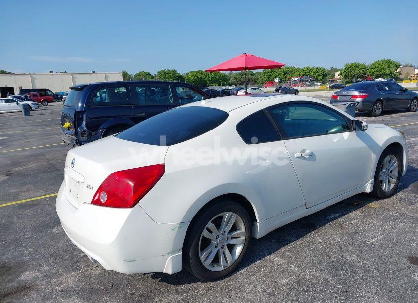 Photo 4 of 2010 Nissan Altima 2.5 S (VIN 1N4AL2EP9AC143483)