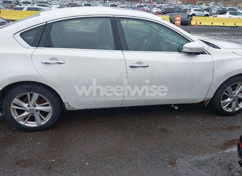 Photo 6 of 2013 Nissan Altima 2.5 SL (VIN 1N4AL3AP0DC106046)