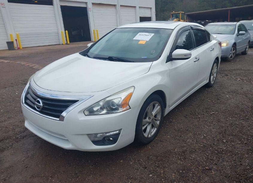 Photo 2 of 2013 Nissan Altima 2.5 SL (VIN 1N4AL3AP0DC157093)